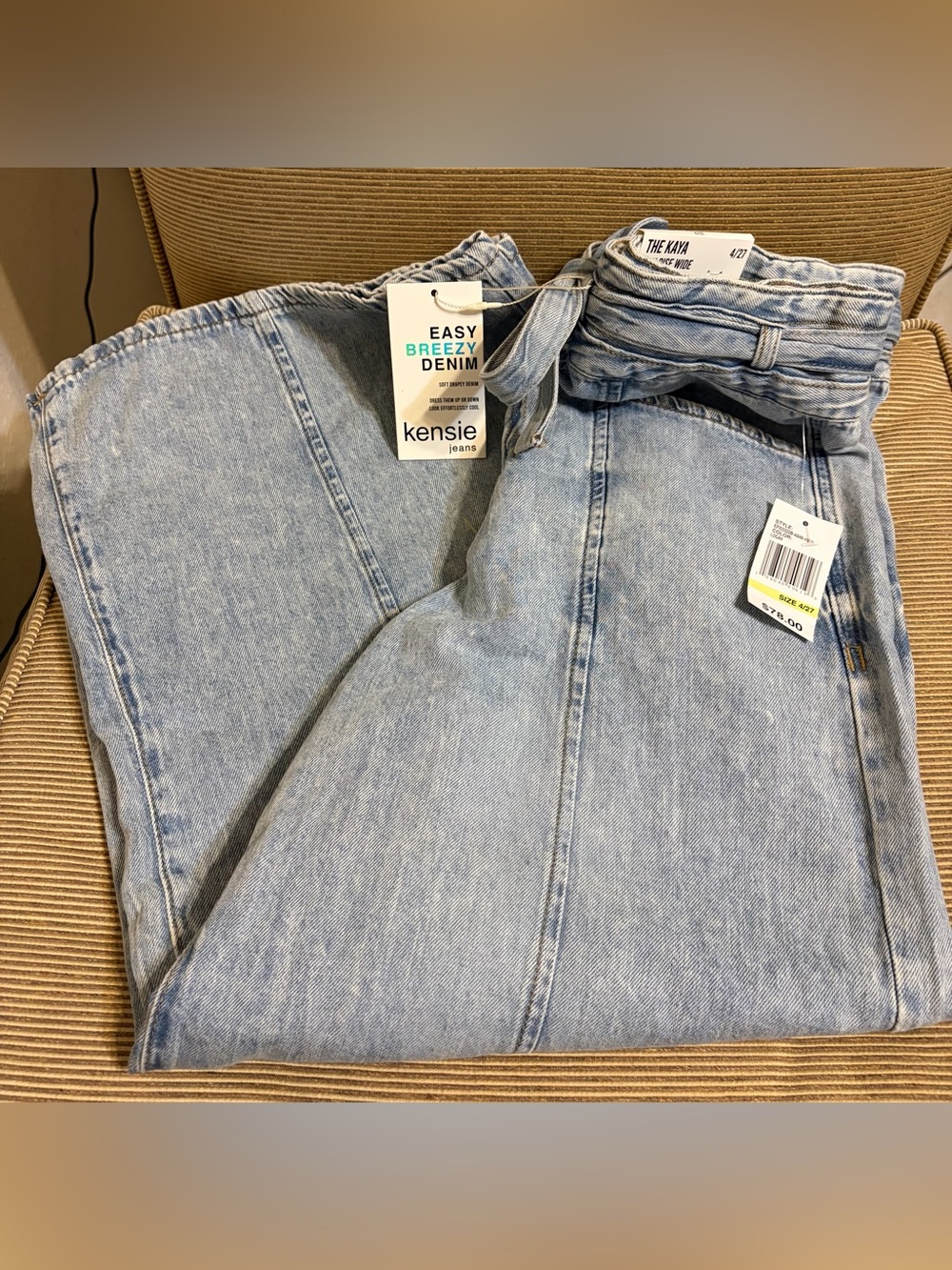 NWT Kensie “The Kaya” High Rise, Wide Leg Jean in Logan (Light Blue) - Size 4/27